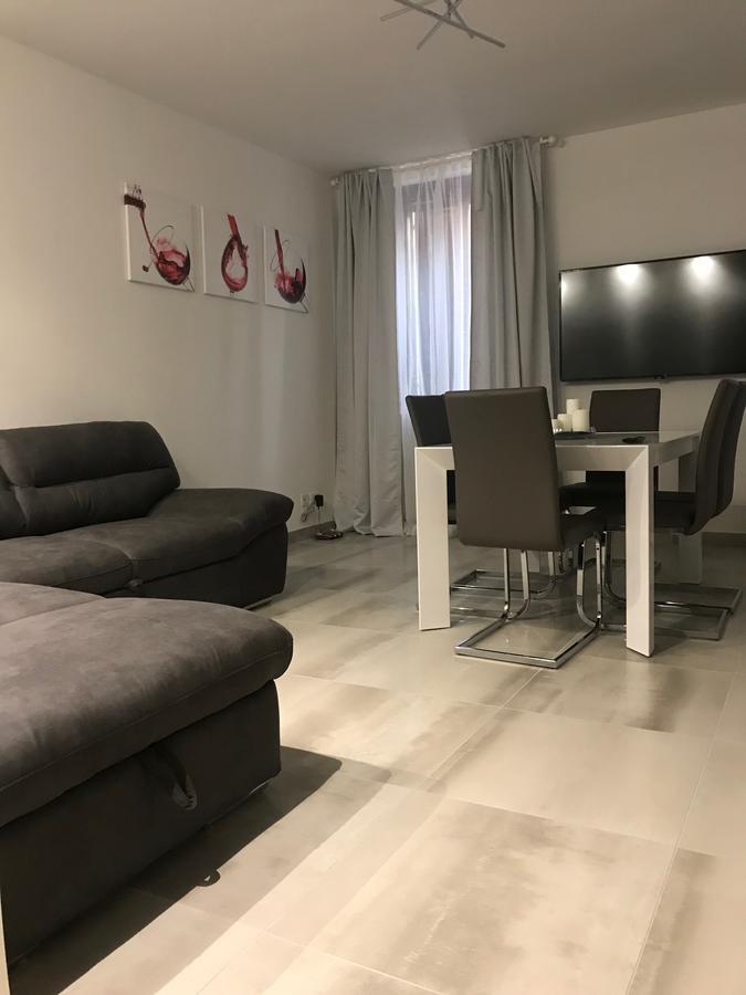 Апартаменты Loft Сирмионе Экстерьер фото