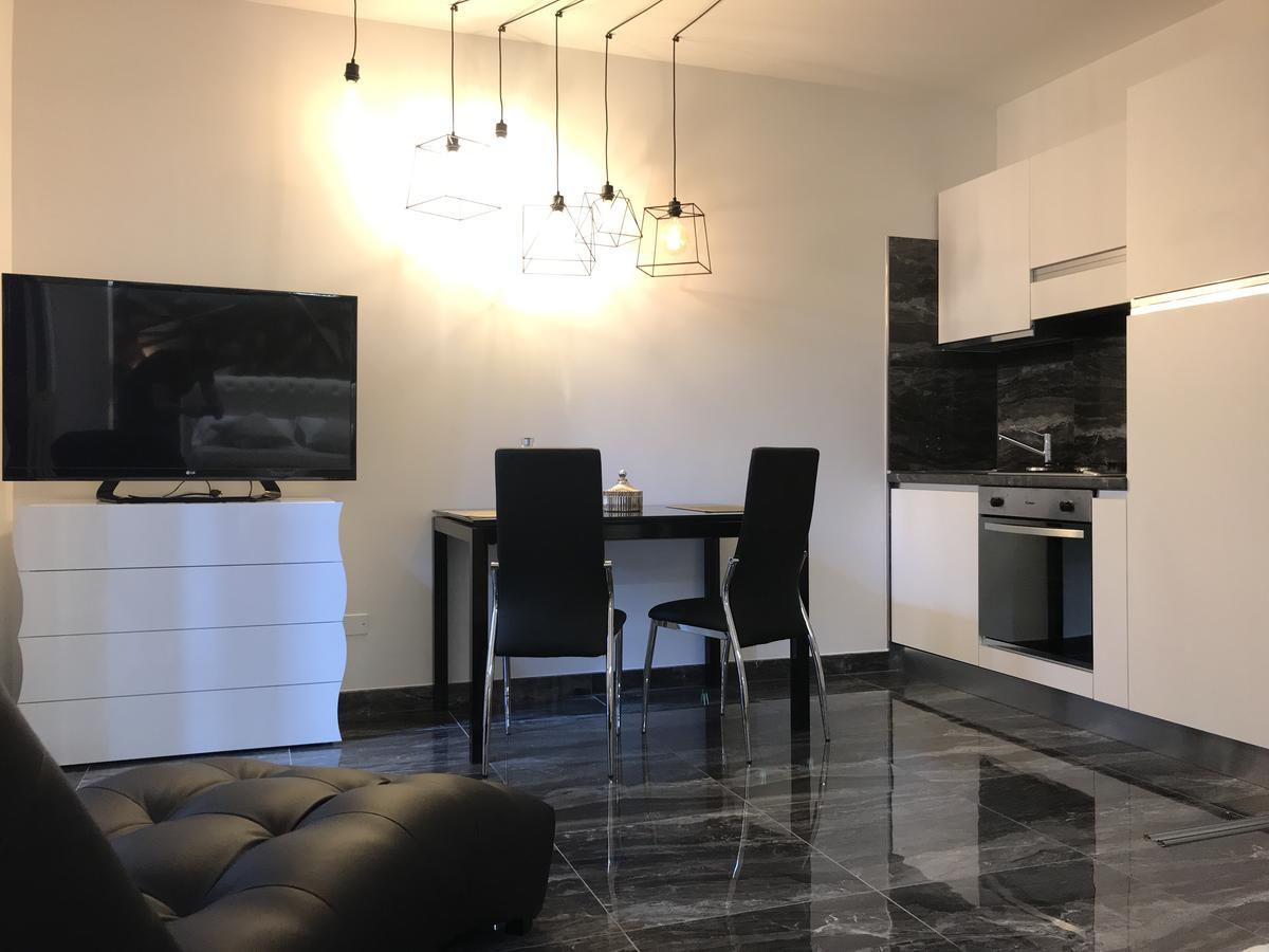 Апартаменты Loft Сирмионе Экстерьер фото